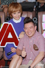 组图：容祖儿欲下厨宴客 对新片获奖有信心