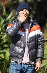 组图：韩国歌手刘胜灿26日服役 开始军队生活