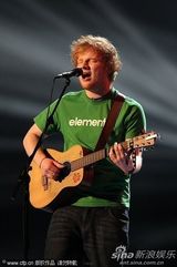 组图：全英音乐奖 艾德-希兰获英国最佳男歌手