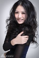 组图：杨渝渝写真张力十足 变身千面娇娃人气飙升