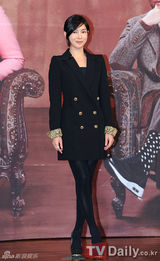 组图：柳真与李廷镇携手出席《百年遗产》发布