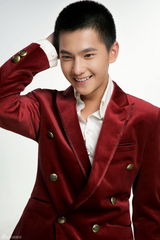 组图：《花开半夏》曝定妆照 林申李沁上演纯爱