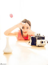 组图：江一燕橘红暖色系大片清新袭人