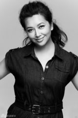 组图：江珊时尚写真散发知性气质