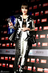 高清组图：星尚大典上海举行 萧亚轩韩庚李亚鹏亮相