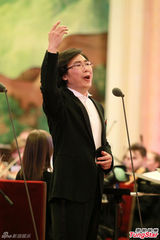 组图：歌唱家廖昌永唱响人民大会堂