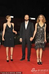 组图： 威尼斯主竞赛单元影片《阿尔卑斯》首映