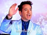 组图：小罗伯特唐尼首尔宣传《钢铁侠3》