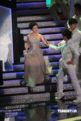 组图：金钟奖颁奖现场陶晶莹主持活泼