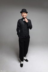 高清图：杨烁最新时尚写真 显露“熟男”杀伤力