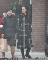 组图：阔太罗海琼被曝已怀孕 小腹明显凸起孕相十足