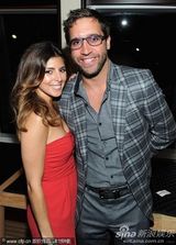 高清组图：《花瓶妻》庆功宴 众女星低胸爆乳抢镜