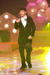 高清图：Twins重现昔日风采 为全面复出做好准备