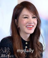 组图：严正花赵敏秀等宣传新片《官能的法则》