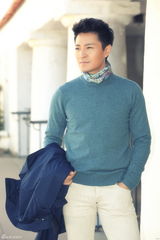 组图：李宗翰引领冬季风潮 洛杉矶全接触