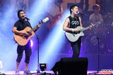 组图：林书豪来台旋风行 吴建豪萧亚轩热力献唱