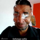 组图：蛇精病网友比赛胶带粘脸 集体不成人形