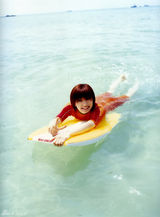 组图：后藤真希夏日海边写真 清凉泳装大秀性感