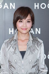 高清图：古天乐为新片学骑马 阿Sa(蔡卓妍)苏州自置厕所