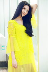 组图：马恺曼梦幻写真 纯美轻灵淡雅如菊