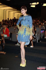 组图：郭雪芙夺性感女星惹人嫉 炎亚纶送安慰