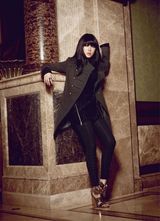 组图：韩星尹恩惠冬季写真 时尚性感不失优雅