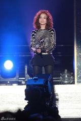 组图：香港唱片销量大奖 汪明荃郑少秋携手献唱