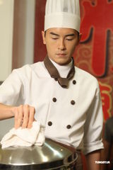 组图：《爱的蜜方》组织探班 郑元畅现场秀厨艺