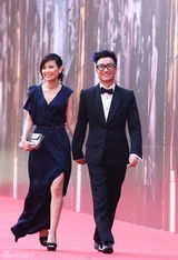 组图：群星亮相金像奖红毯 舒淇Angelababy(杨颖)桂纶镁竞艳