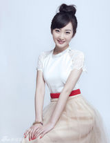 组图：程媛媛曝光甜美写真展公主气质