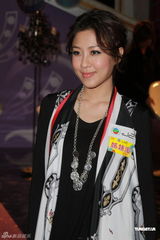 高清组图：庄思敏羽翘主持《姊妹淘》 吕慧仪等助阵