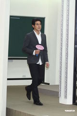 组图：杨丞琳出席新戏首映会 “醉”爱张孝全