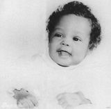 组图：惠特尼去世一周年 巨星珍贵旧照曝光