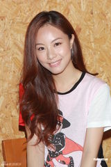 组图：邓丽欣惋惜宗杏恋 不能接受男友劈腿