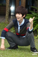 组图：昆凌首次跨足电视剧演出 曾之乔扮男装亮相