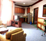 高清：胡静入住五星级医院待产 日花费近6000元