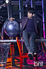 高清组图：朴施厚时尚大片展冷峻温暖双重魅力