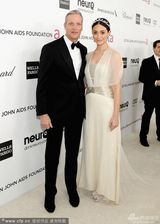 组图：奥斯卡艾滋基金派对-艾米-罗森仙味十足