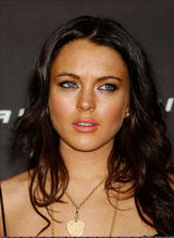 组图：林赛-罗韩同父异母新生弟弟曝光