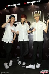 组图：王子被曝姐姐缘旺 绯闻女友杨丞琳躺枪