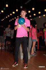 组图：黄日华愕然罗慧娟离世 赞其生性乐观