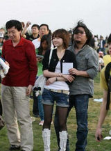 组图：高晓松85后娇妻私房照 与4岁爱女晒温馨