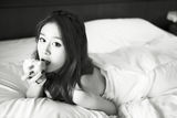 组图：韩团T-ara欧洲写真集曝光将限量发售