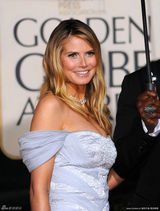 高清组图：海蒂-克鲁姆似美人鱼 携丈夫红毯秀亲密