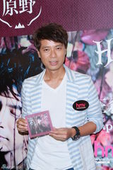 组图：李克勤对唱片精益求精 携港式演唱会内地开唱