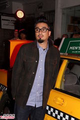 组图：恭硕良盼到内地开唱 Jocelyn夫妇大秀恩爱