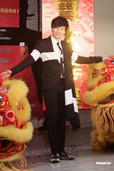 组图：林俊杰大方对Hebe示爱 为其写歌盼有合作