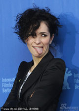 幻灯：电影《在路上》发布会 女演员兹尼卡鬼马可爱