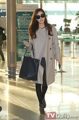 组图：韩星金荷娜赴台湾宣传《绅士的品格》