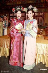 组图：胡杏儿不惧与黎姿比较 《万凰之王》携手宣萱